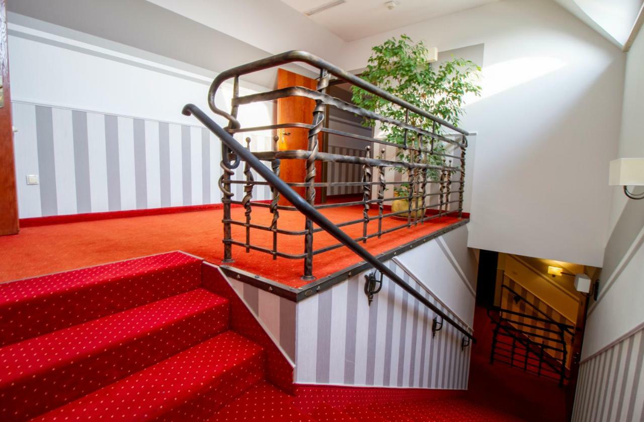 Hotel Stary Mlyn Kozieglowy  Exterior photo